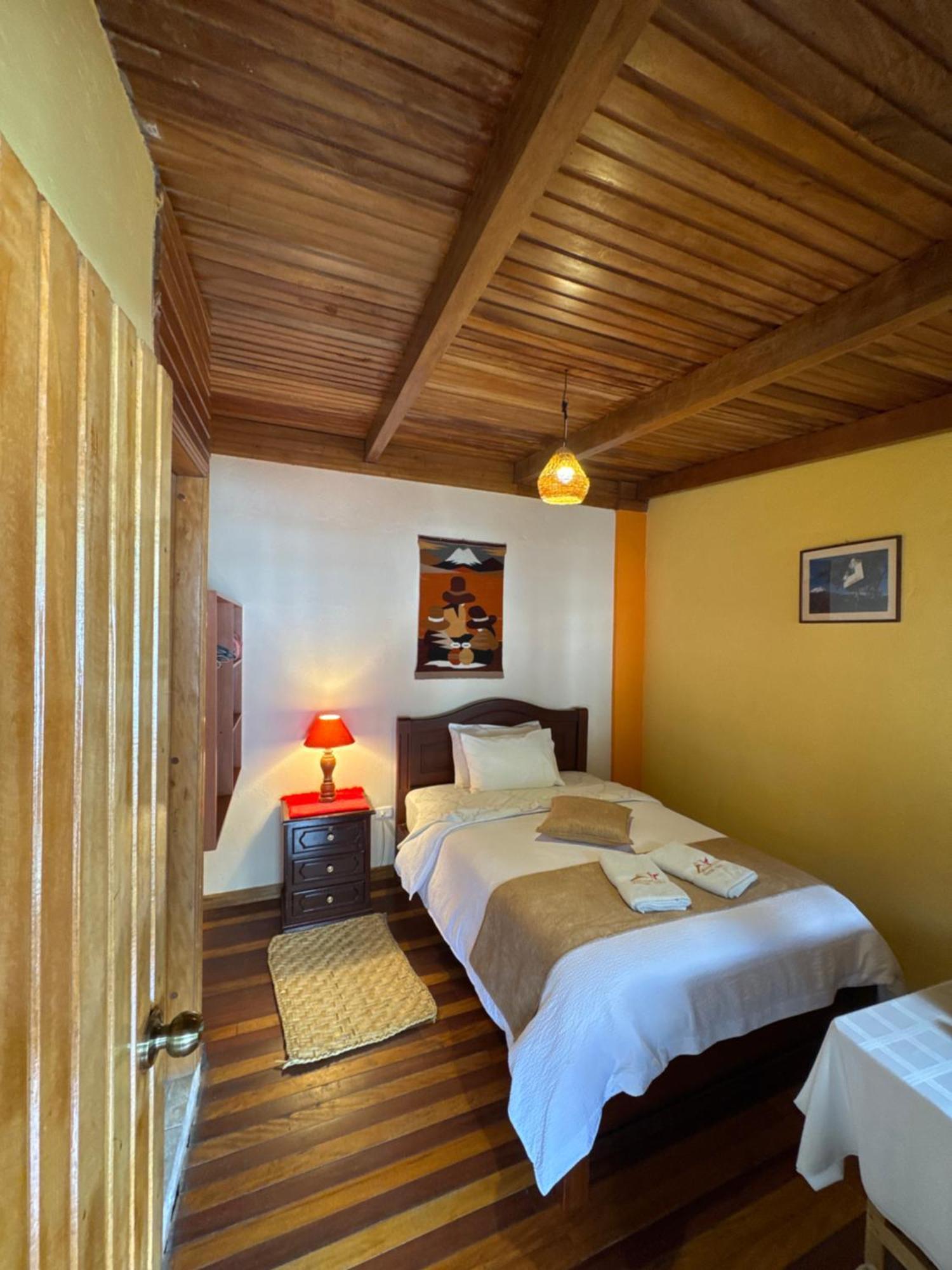 Hotel Donde Ivan Banos  Exterior photo